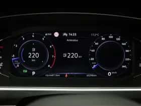 Volkswagen Tiguan (2023) thumbnail 4