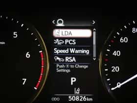 Lexus IS (2018) thumbnail 36