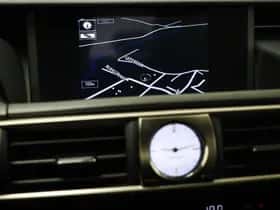 Lexus IS (2018) thumbnail 44