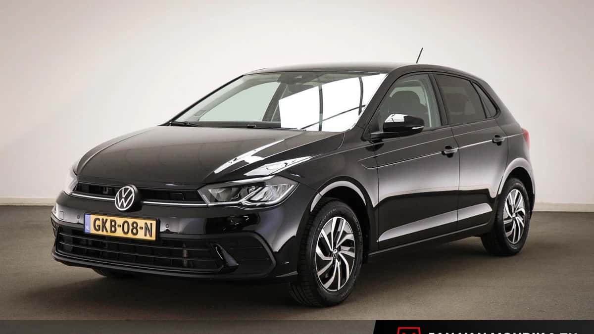 Volkswagen Polo (2023) — foto 1