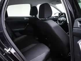Volkswagen Polo (2023) thumbnail 11