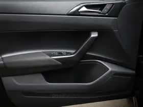 Volkswagen Polo (2023) thumbnail 25