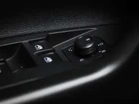Volkswagen Polo (2023) thumbnail 26