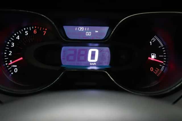 Renault Captur (2018) thumbnail 4