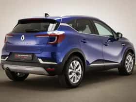 Renault Captur (2020) thumbnail 2