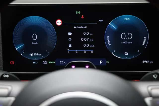 Hyundai Kona (2025) thumbnail 5