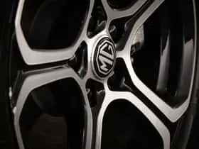 MG ZS (2025) thumbnail 25