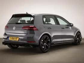 Volkswagen Golf (2019) thumbnail 2