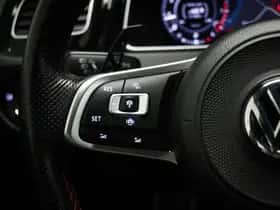 Volkswagen Golf (2019) thumbnail 33