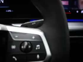 BMW iX2 (2024) thumbnail 42