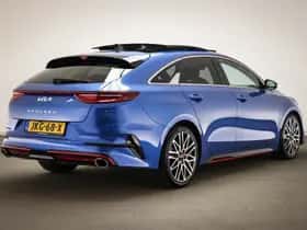 Kia Proceed (2022) thumbnail 2