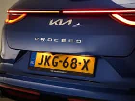 Kia Proceed (2022) thumbnail 25