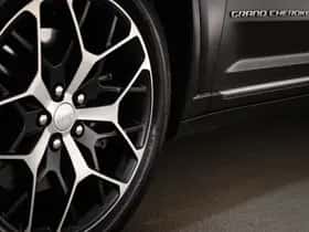 Jeep Grand Cherokee (2023) thumbnail 23