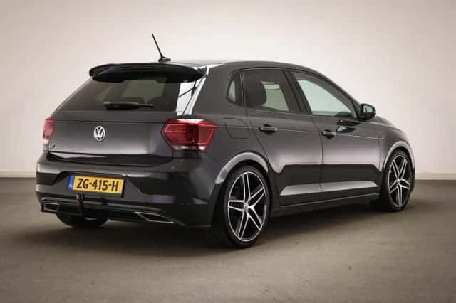Volkswagen Polo (2018) thumbnail 2