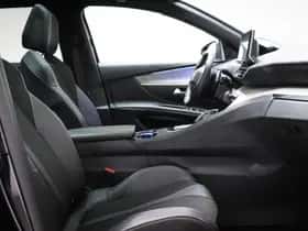 Peugeot 3008 (2022) thumbnail 9