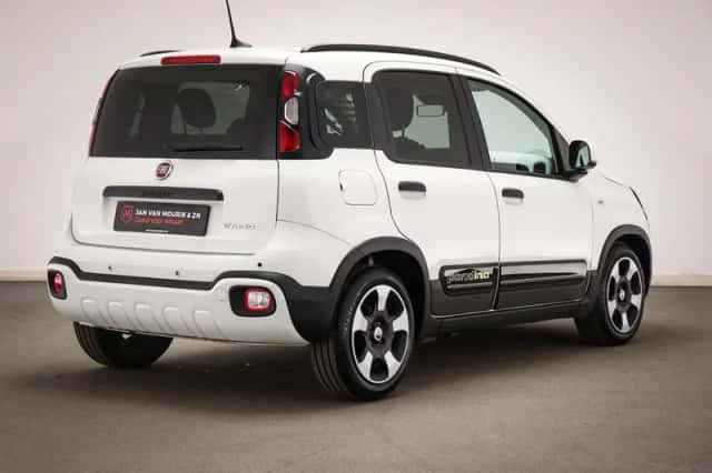 Fiat Panda (2025) thumbnail 2