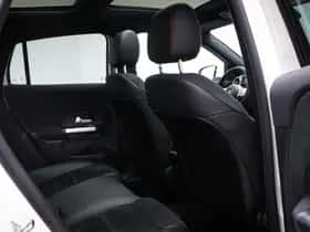 Mercedes-Benz GLA (2023) thumbnail 12