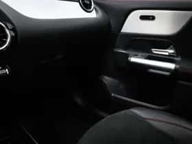 Mercedes-Benz GLA (2023) thumbnail 41