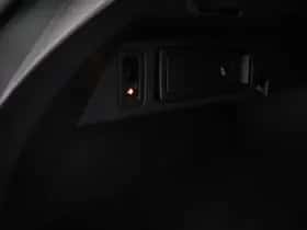 Volkswagen Tiguan (2018) thumbnail 14