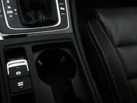 Volkswagen Golf (2018) thumbnail 40