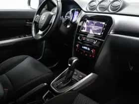 Suzuki Vitara (2023) thumbnail 3