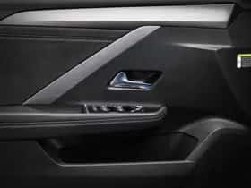 Opel Astra (2023) thumbnail 33