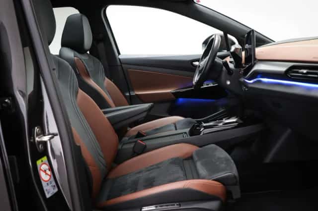 Volkswagen ID.4 (2022) thumbnail 5