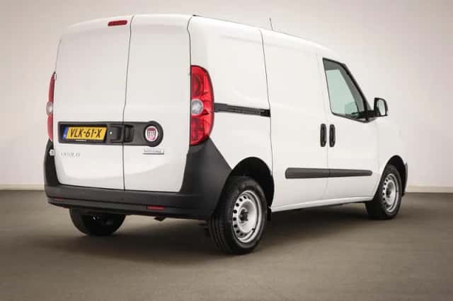 Fiat Doblò (2021) thumbnail 2