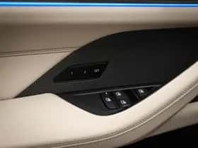 BMW i4 (2022) thumbnail 32