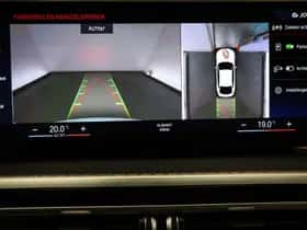 BMW i4 (2022) thumbnail 7