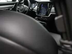 Volvo S90 (2018) thumbnail 12