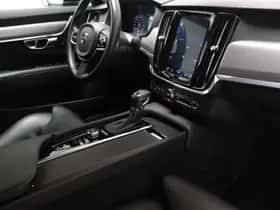 Volvo S90 (2018) thumbnail 3