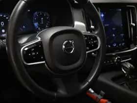 Volvo S90 (2018) thumbnail 31