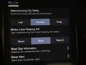 Volvo S90 (2018) thumbnail 42