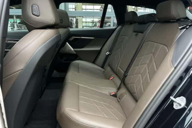 BMW 5-Serie (2025) thumbnail 4