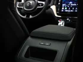 Volvo XC60 (2026) thumbnail 3