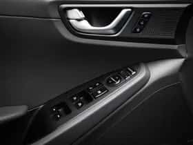 Hyundai Ioniq (2017) thumbnail 27