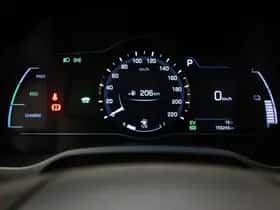 Hyundai Ioniq (2017) thumbnail 4