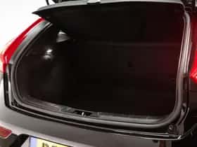 Volvo V40 (2017) thumbnail 11