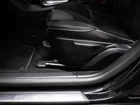 Volvo V40 (2017) thumbnail 23