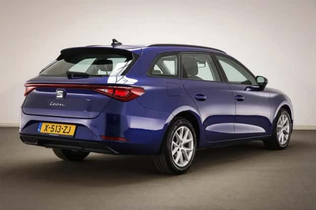SEAT Leon (2020) thumbnail 2