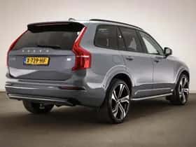 Volvo XC90 (2023) thumbnail 2