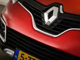 Renault Captur (2015) thumbnail 13