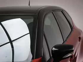 Renault Captur (2015) thumbnail 16