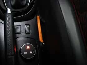 Renault Captur (2015) thumbnail 34