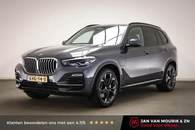 BMW X5 (2021) thumbnail 1