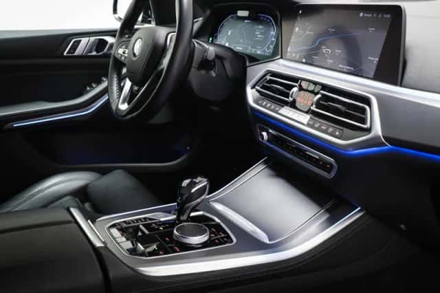 BMW X5 (2021) thumbnail 3