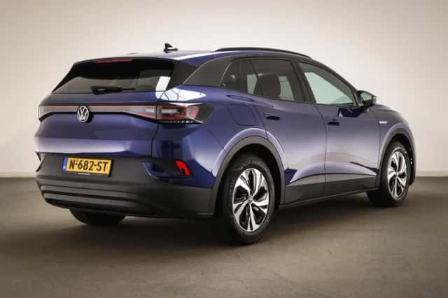 Volkswagen ID.4 (2021) thumbnail 2