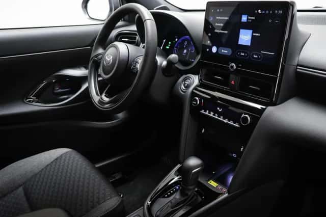 Toyota Yaris Cross (2026) thumbnail 4