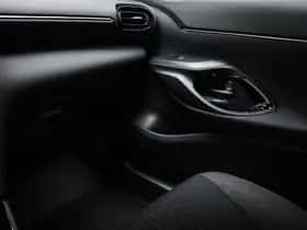 Toyota Yaris Cross (2026) thumbnail 37